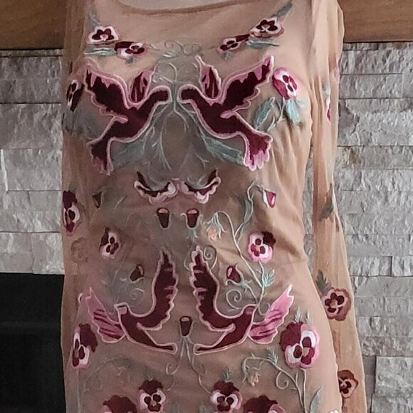 Dove Embroidery Mimi Dress. Price Is Firm or Best Offer. - Picture 3 of 6